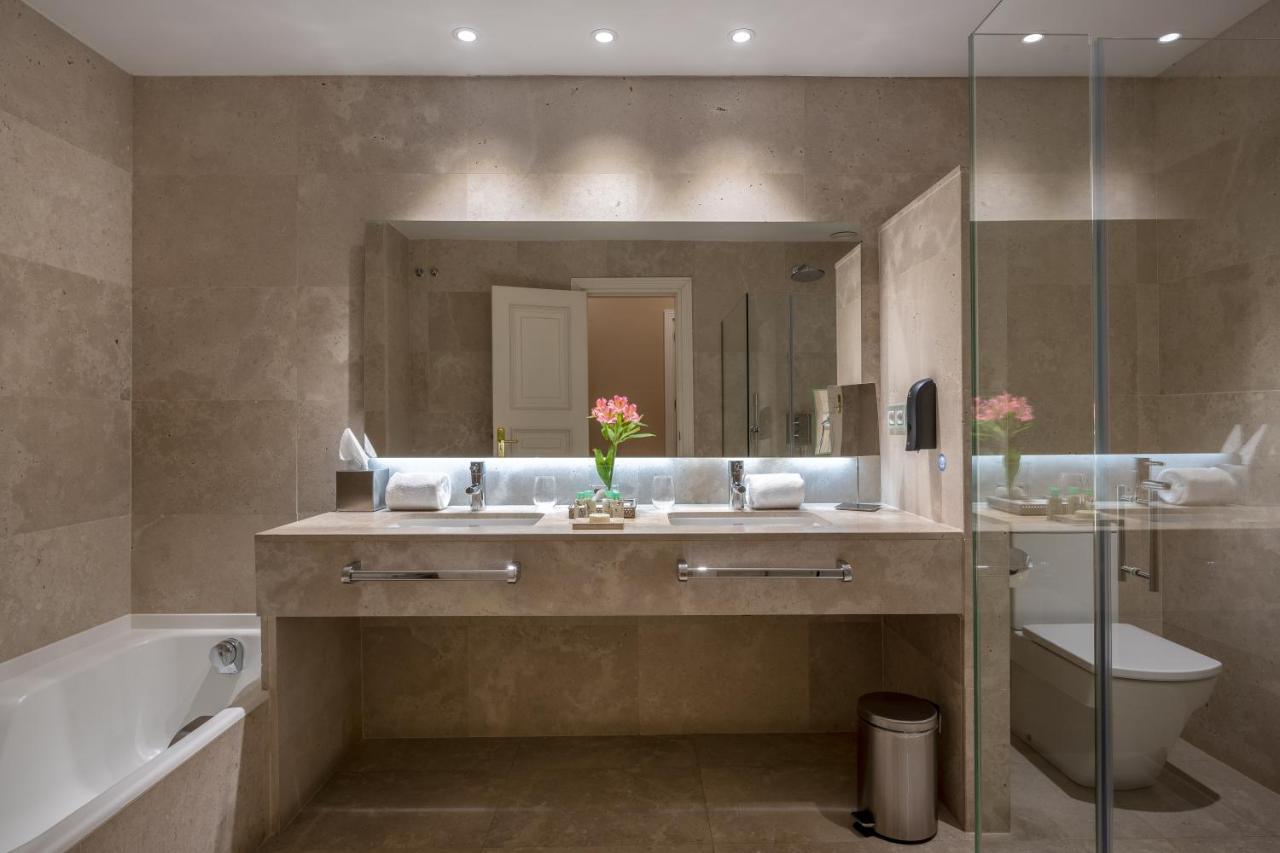 ホテル レクトル サラマンカ エクステリア 写真 Bathroom